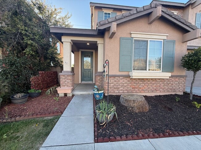 Photo - Resort Living at The Lakes Community in Menifee!—5 Bedrooms 3 Baths.