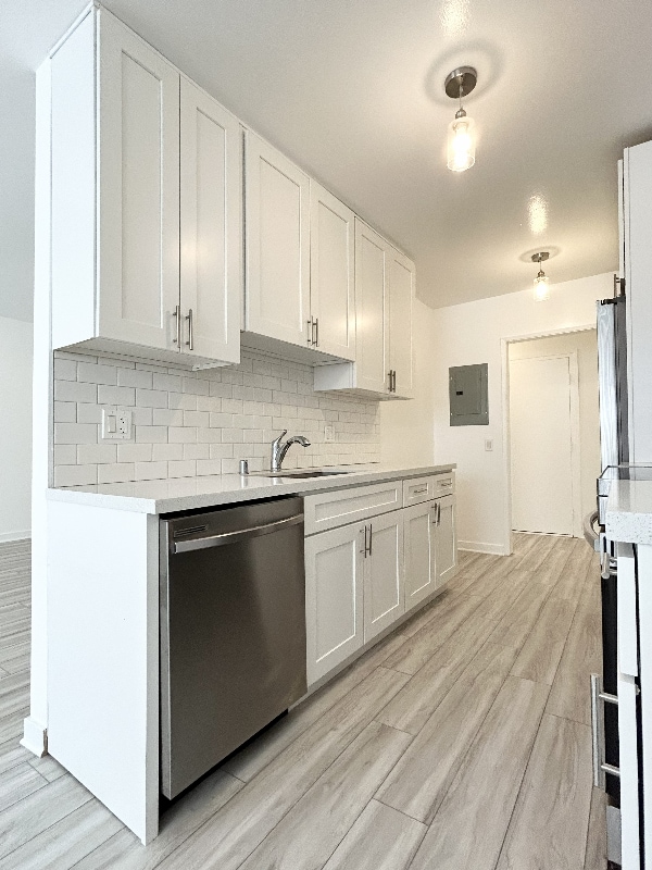 Photo - 1849 S Bentley Ave Unit 205