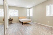 Photo - 1236 W 37th St Apartments