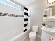 Photo - 1212 W 37th Dr Unit 2