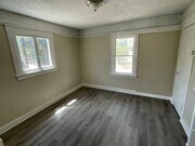 Photo - 1726 N Sierra Way Unit 2
