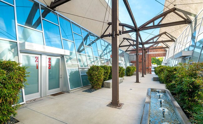 Photo - 130 S Hewitt St Unit 22