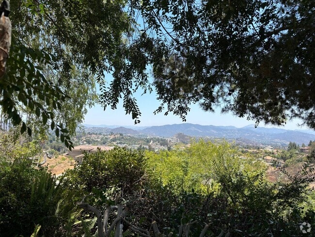 Building Photo - Mt Helix Custom Home with Panoramic Views ...