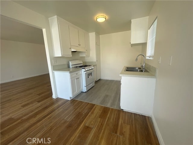 Photo - 4572 Canoga St