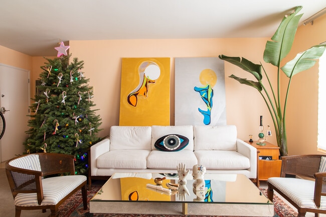 Photo - 960 Larrabee St Unit 222