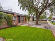 Photo - 927 N Screenland Dr House