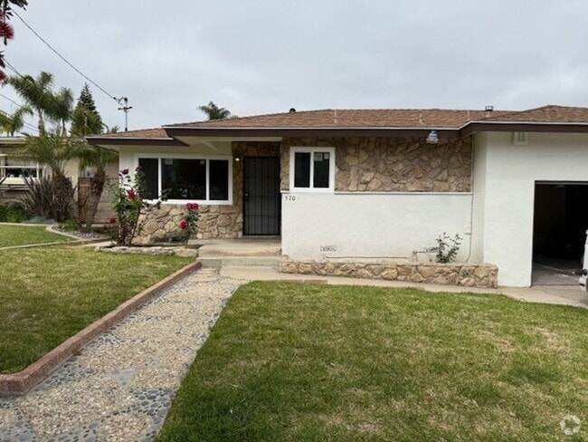Building Photo - Just remodeled Chula Vista bungalow Rental