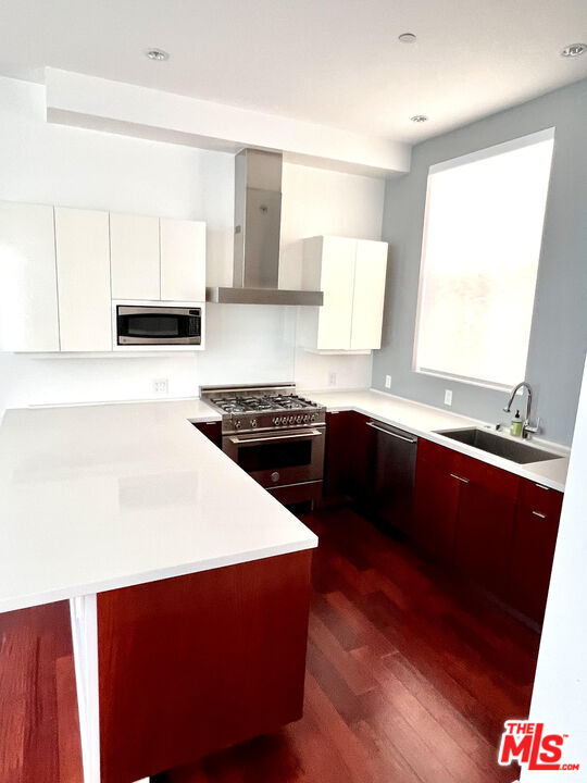 Photo - 1200 N Sweetzer Ave Unit 8