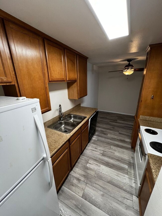 1 BR 1 BA Condo in Encinitas, Gated Comple... - 1 BR 1 BA Condo in Encinitas, Gated Comple...