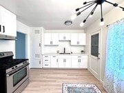 Photo - 1540 W 60th St