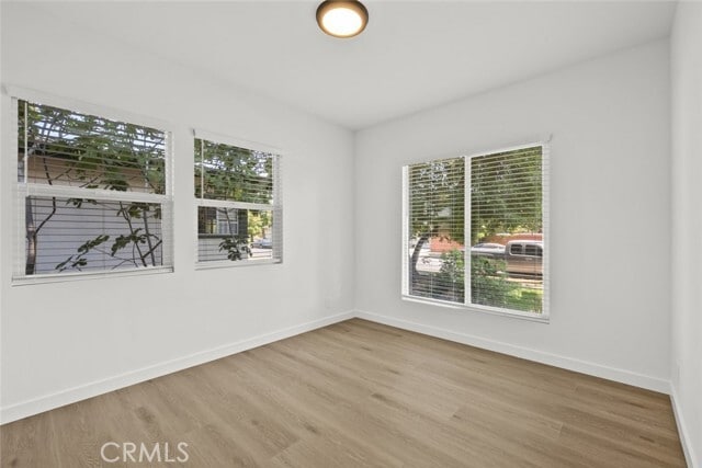 Photo - 16049 Tuba St