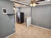 Photo - 711-721 S Pine St Apartments