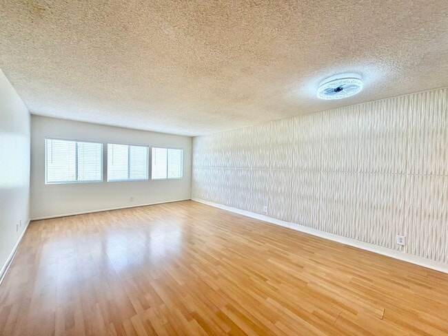 Photo - AVAILABLE NOW!! Studio - 1 Bathroom Condo near Downtown Palm Springs! Unit 125