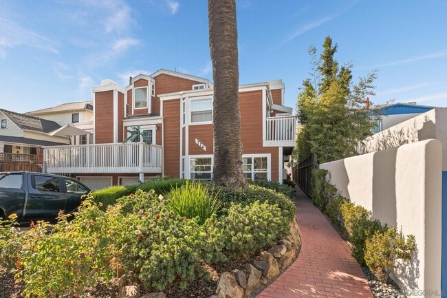 Photo - 714 G Ave Townhome