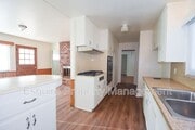 Photo - 737 N G St House