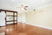 Photo - 825 Mulberry Ave