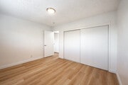 2BD, 1BA - 1,075SF - Secondary Bedroom - Oasis Apartments
