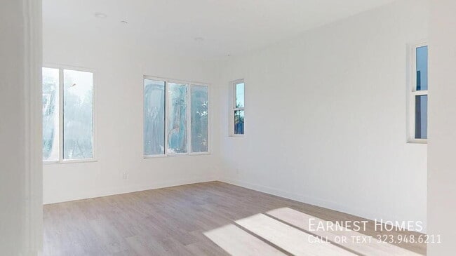 Building Photo - 8468 Camelia Ct Rental