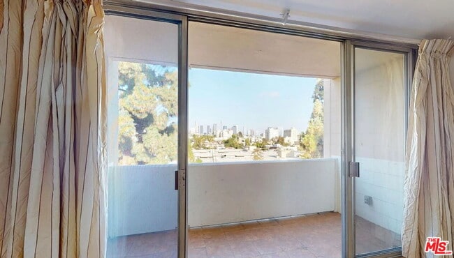 Photo - 421 La Fayette Park Pl Unit 730