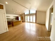 Photo - 2577 S Bundy Dr