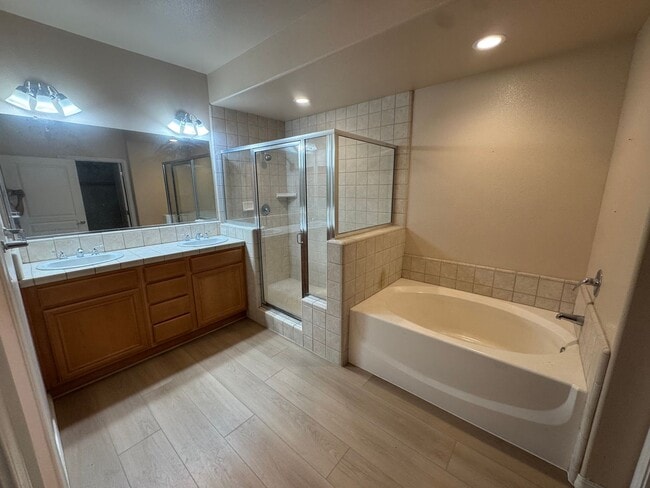 Photo - 2329S Eastbury Way, Santa Maria, CA 93455