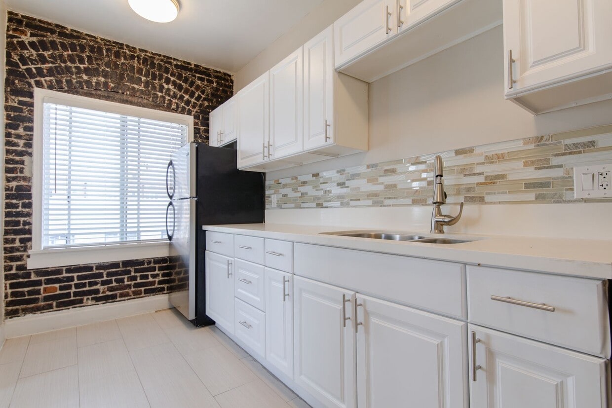 Floor Plan - 1 Bed/1 Bath