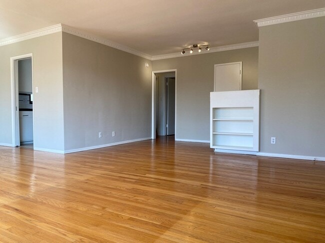 Photo - 4700 Los Feliz Blvd Unit 8