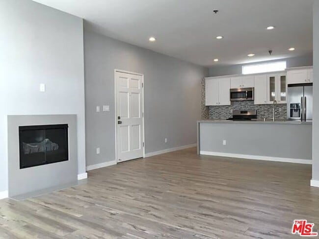 Photo - 10560 Santa Monica Blvd Unit 205