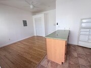 Photo - 202 Bicknell Ave Unit 5e
