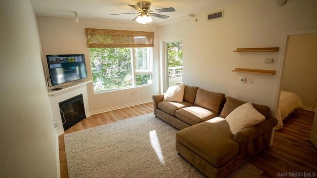 Photo - 300 W Beech St