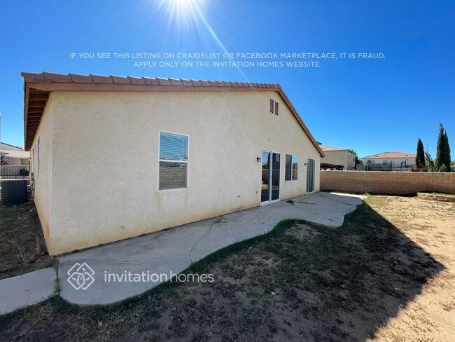 Photo - 5815 W Ave J 12