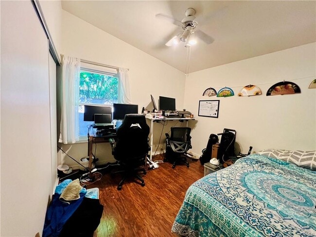 Photo - 22901 Leadwell St