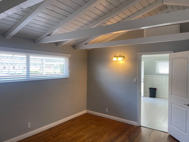 Bedroom - 4559 W 159th St Unit 4559.5