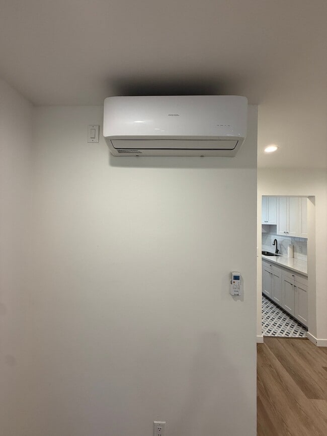 Photo - 2140 Beachwood Dr Unit 9