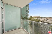 Photo - 13700 Marina Pointe Dr Unit 610