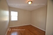 Photo - 127 E 79th St House