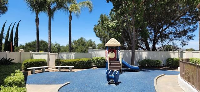 Photo - 867 Purple Blossom Dr