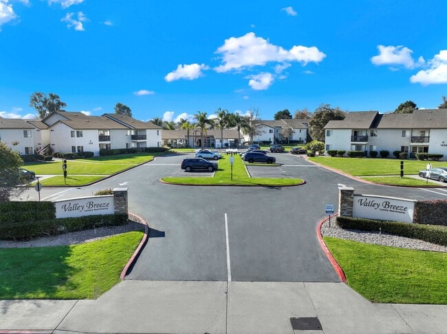 Valley Breeze Apartments - Valley Breeze Apartments