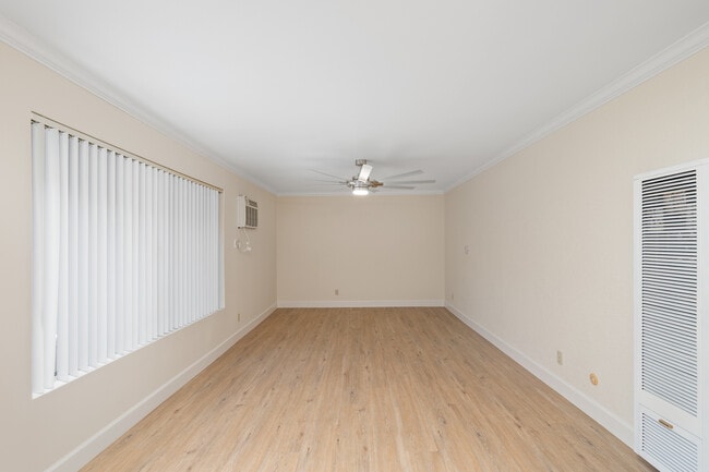 Photo - 2266 Cazador Dr