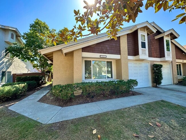 Building Photo - 7007 Pembridge Ln