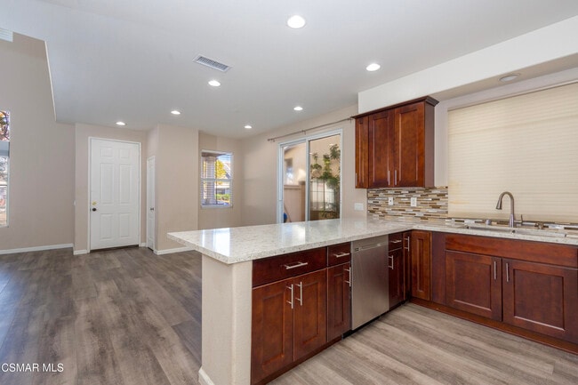 Photo - 214 E Port Hueneme Rd