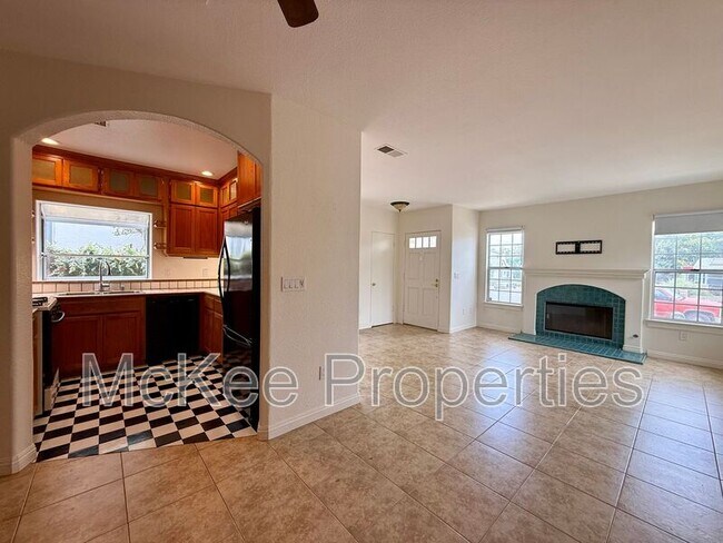 Photo - 4734 E Mountain View Dr Unit 1
