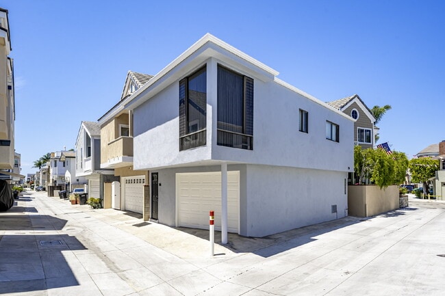 "Charming Furnished Retreat: Classic Cozy ... - "Charming Furnished Retreat: Classic Cozy ... Apartment