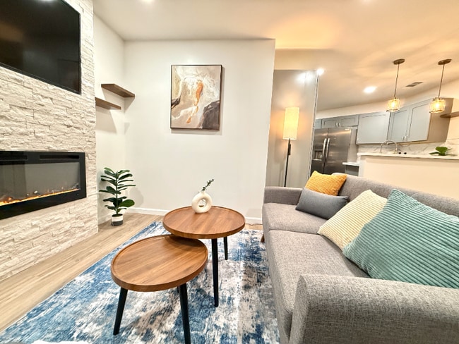 Photo - 3229 S Sherbourne Dr Unit 1/3 BACK