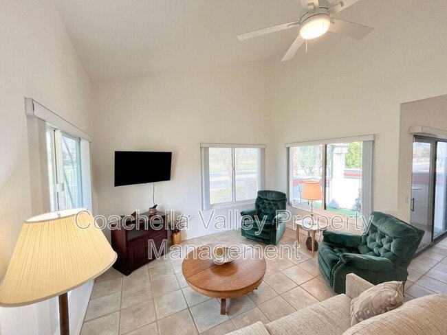 Photo - 2010 Lawrence Crossley Rd Unit 8