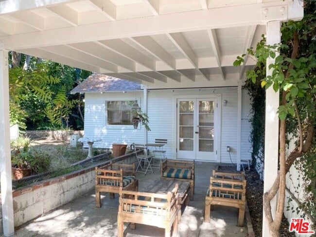 Photo - 1602 Courtney Ave