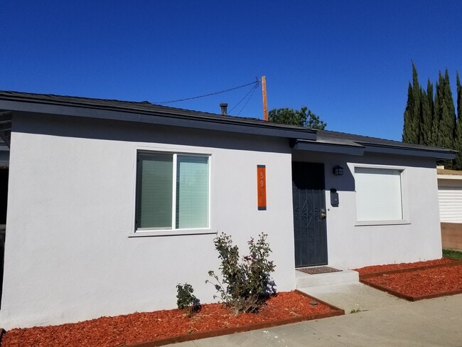 Building Photo - 5933 Gaviota Ave