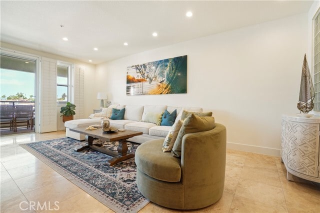 Photo - 4167 Warner Ave