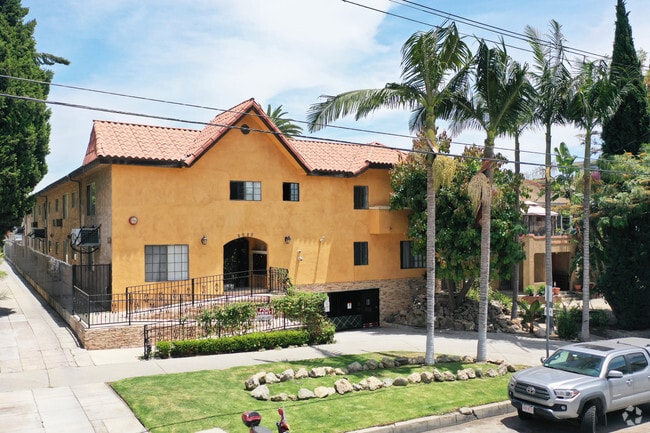 20/20 Villa Apts - 20/20 Villa Apts