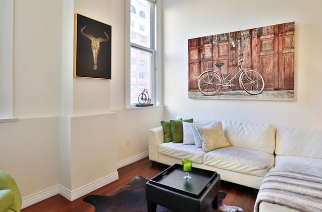 Building Photo - 907 S Broadway Unit 402A Rental